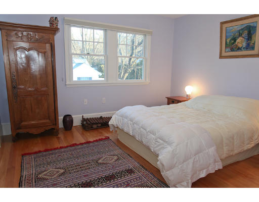 19 Sunset Road Winchester, MA 01890 - Photo 10 of 12 Gallery Image 10