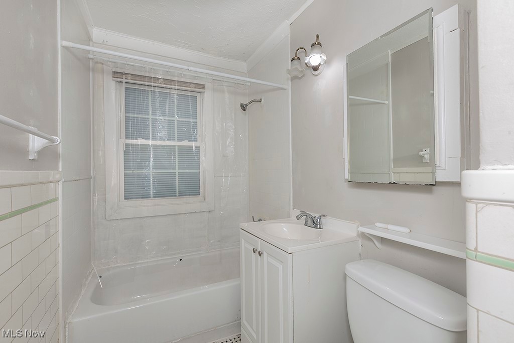 3541 Normandy Road Cleveland, OH 44120 - Photo 18 of 21