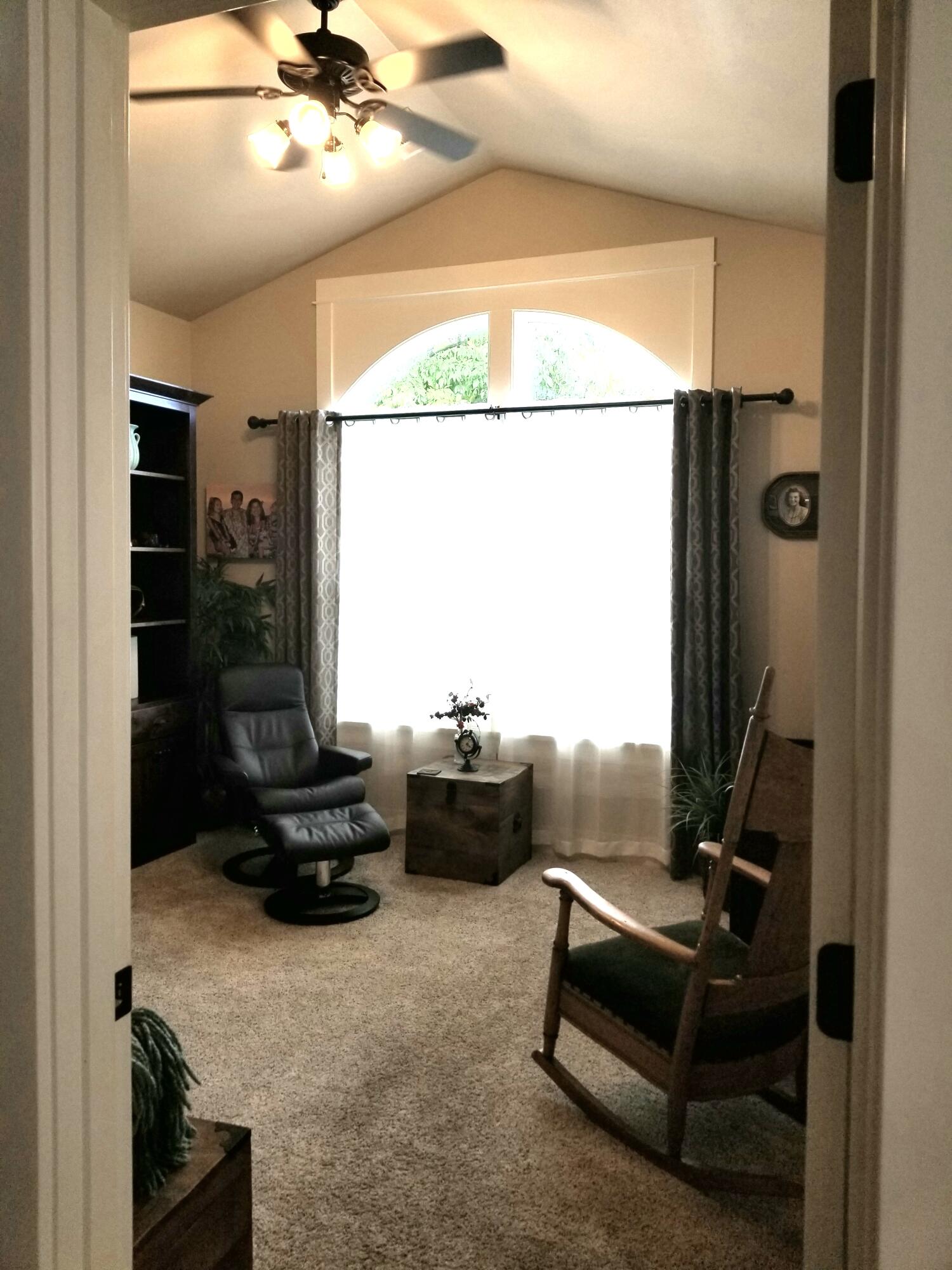 1168 Boulder Ridge Street Central Point, OR 97502 - Photo 28 of 36 20210919_174705 (1)