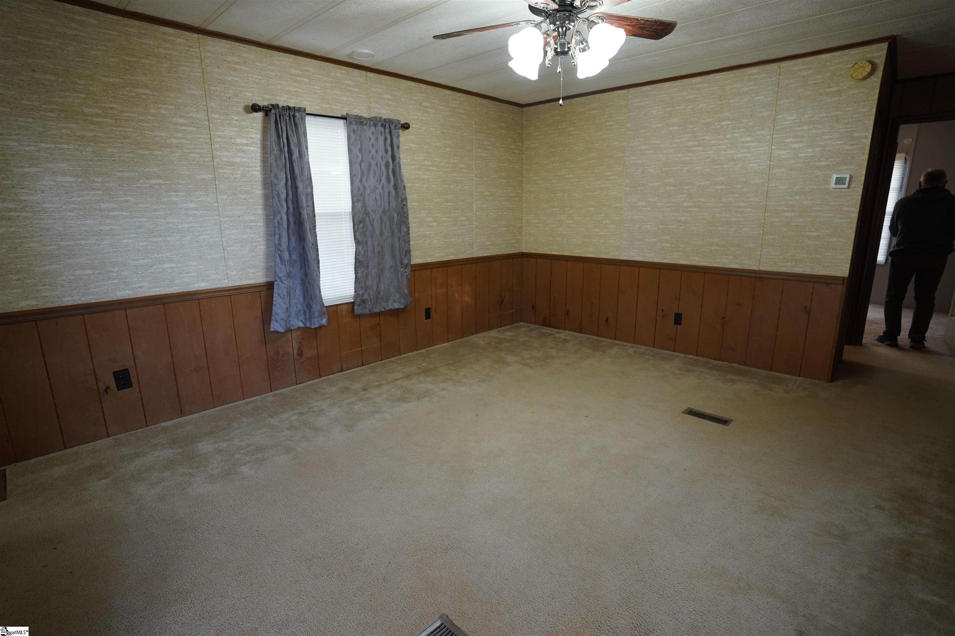 416 Bulls Road Taylors, SC 29687 - Photo 7 of 20