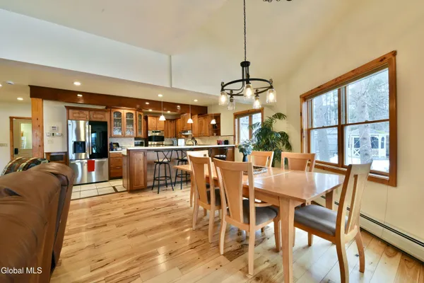 $1,299,900 | 109 Sunset Drive, Broadalbin, NY 12025
