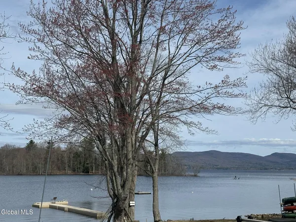 $1,299,900 | 109 Sunset Drive, Broadalbin, NY 12025