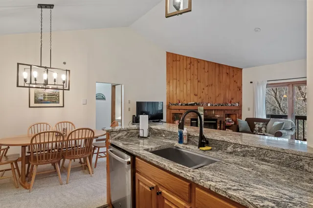 $475,000 | 65 Riverfront Drive, Unit 217, North Woodstock, NH 03262