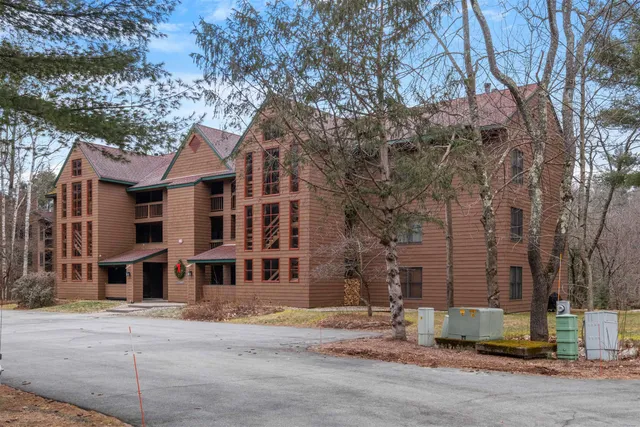 $475,000 | 65 Riverfront Drive, Unit 217, North Woodstock, NH 03262