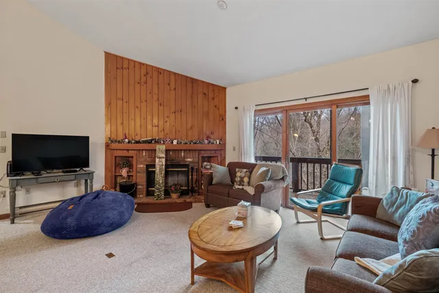 $475,000 | 65 Riverfront Drive, Unit 217, North Woodstock, NH 03262