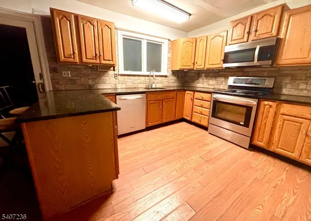 $349,000 | 573 Dell Place, Stanhope, NJ 07874