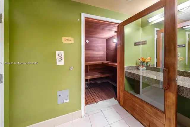 $2,200 | 7350 Southwest 89th Street, Unit 411S, Miami, FL 33156