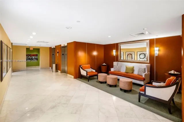 $2,200 | 7350 Southwest 89th Street, Unit 411S, Miami, FL 33156