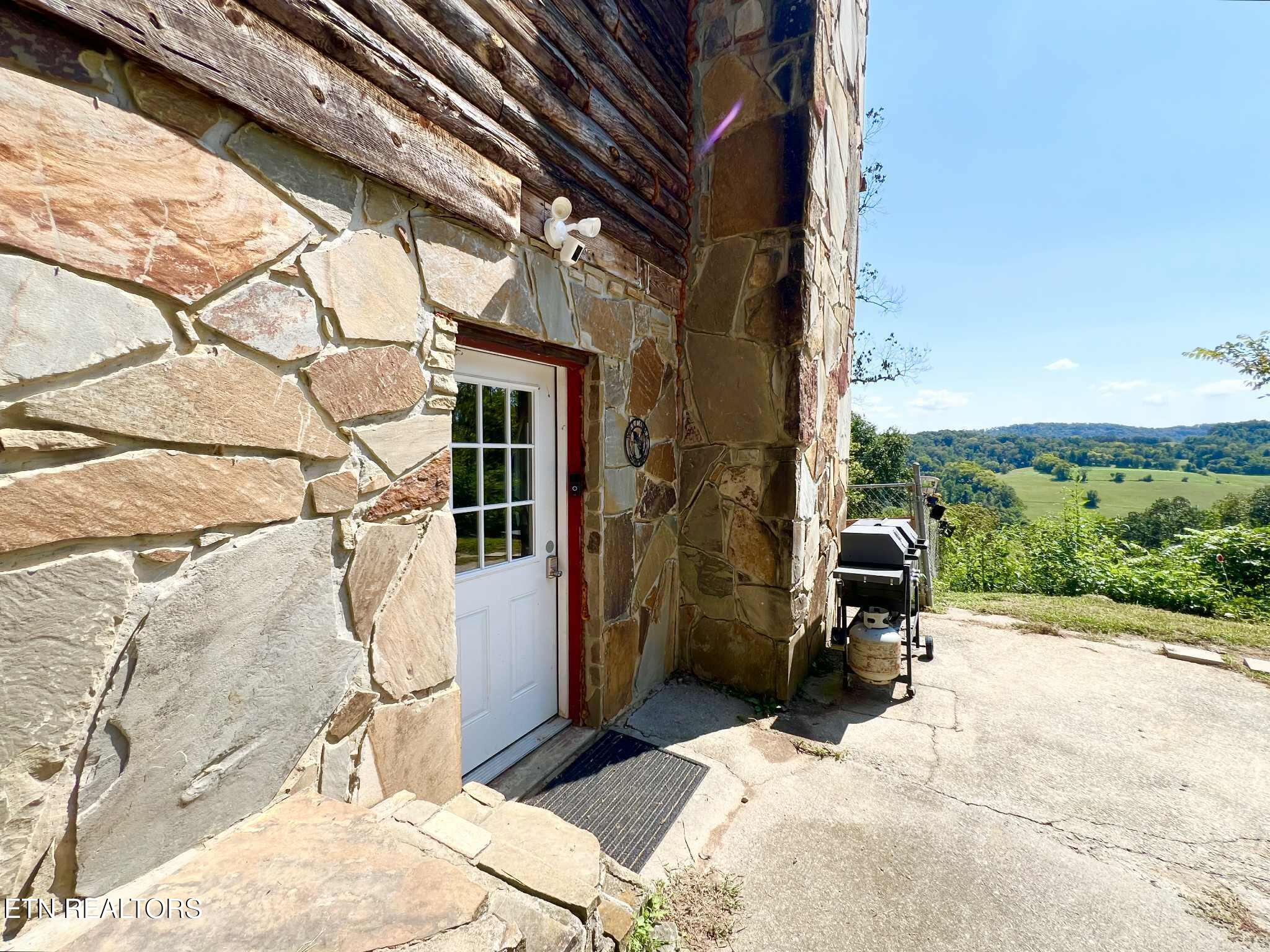 191 Hudson Lane Clinton, TN 37716 - Photo 43 of 60 DKJBVDS