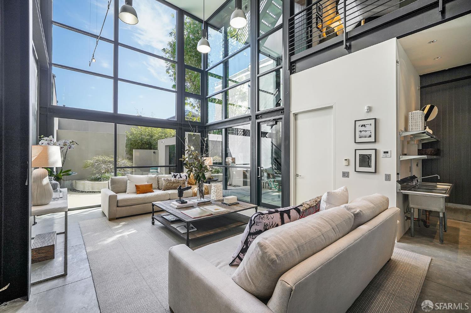 55 Sheridan San Francisco, CA 94103 - Photo 12 of 30 a living room with furniture