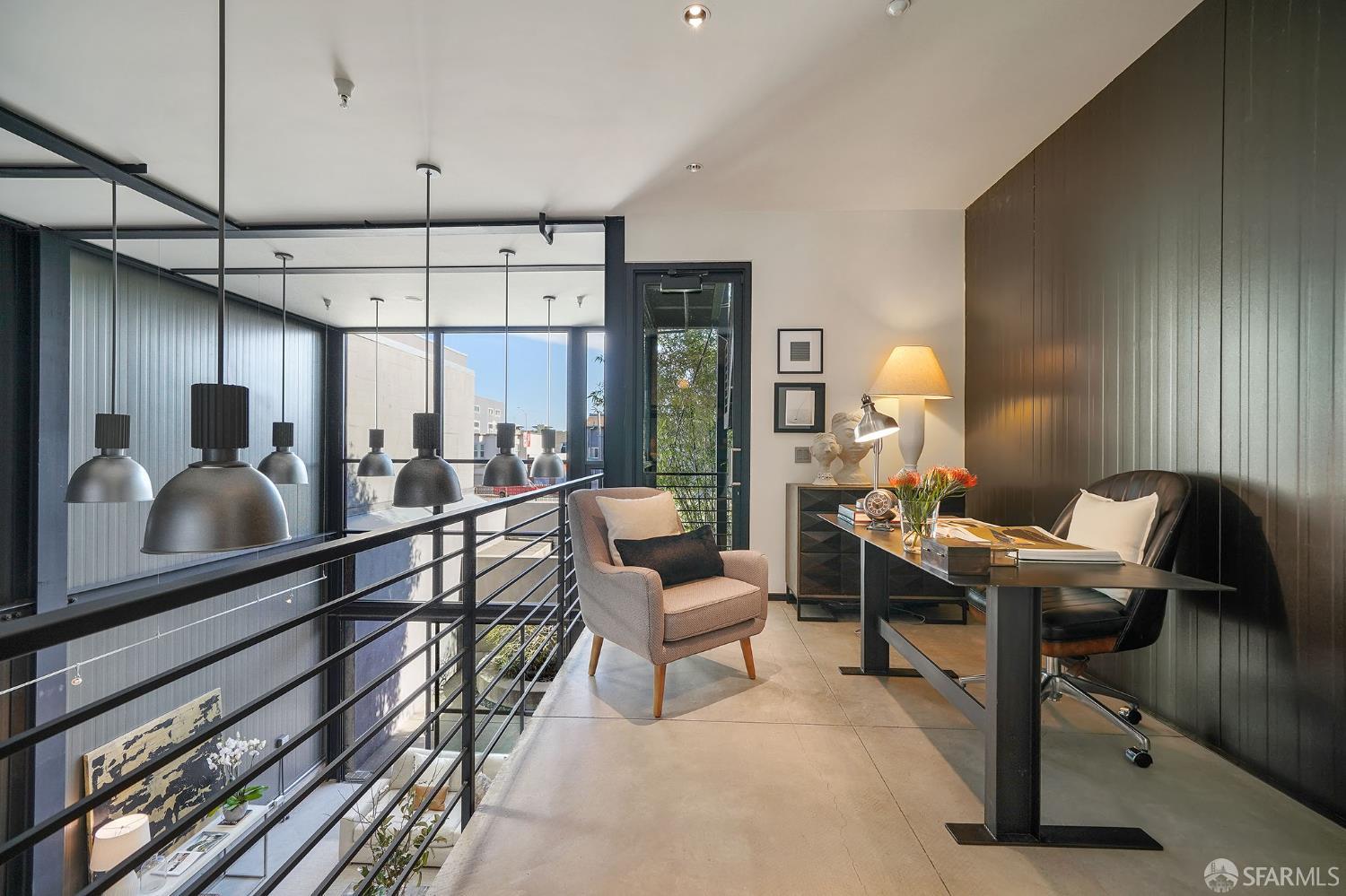 55 Sheridan San Francisco, CA 94103 - Photo 14 of 30 a living room with furniture