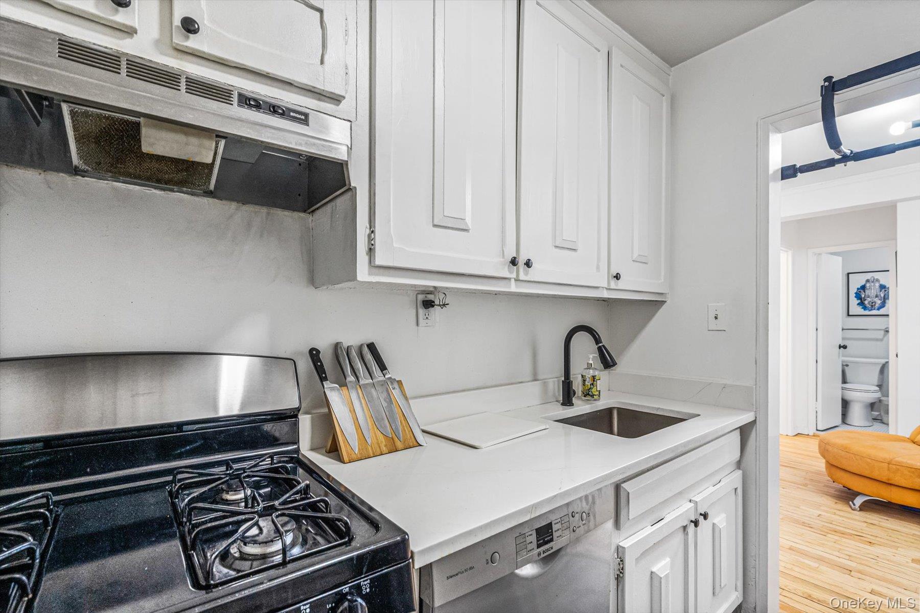 600 Shore Road, Unit 5B Long Beach, NY 11561 - Photo 12 of 27