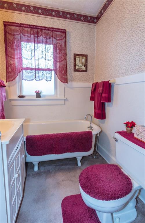 101 Undercliff Road Midland, PA 15059 - Photo 11 of 20 Main Level Bathroom