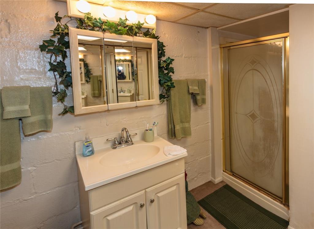 101 Undercliff Road Midland, PA 15059 - Photo 12 of 20 Lower Level Bathroom