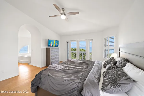 $2,260,000 | 5085 South Hwy A1A, Melbourne Beach, FL 32951