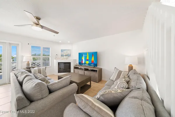 $2,260,000 | 5085 South Hwy A1A, Melbourne Beach, FL 32951