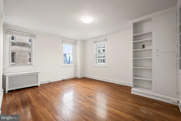 $449,000 | 1901 Walnut Street, Unit 17F, Philadelphia, PA 19103