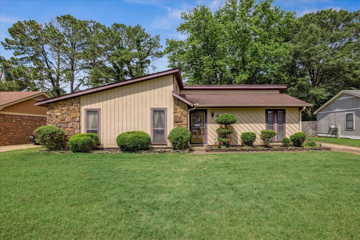 4377 Springwind Road Memphis, TN 38141 - Photo 1 of 24 Gallery Image 1