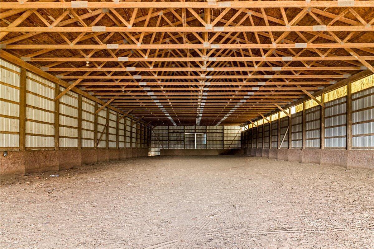 8317 Pontius Road Groveport, OH 43125 - Photo 40 of 41 38-Barn