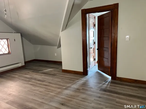 $2,500 | 1537 Chapel Street, Unit 2, New Haven, CT 06511