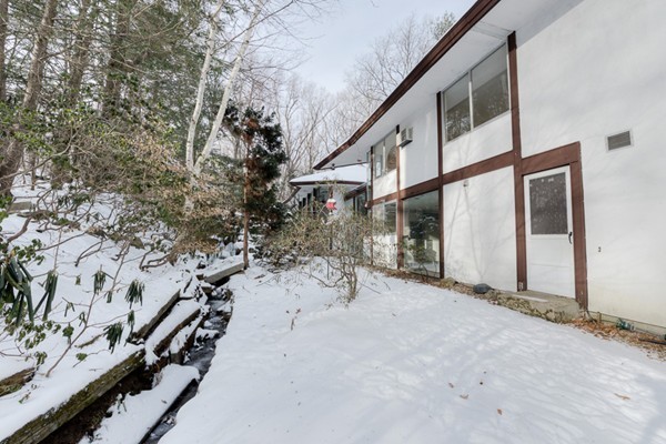 97 Aylesbury Road Worcester, MA 01609 - Photo 7 of 30 Gallery Image 7