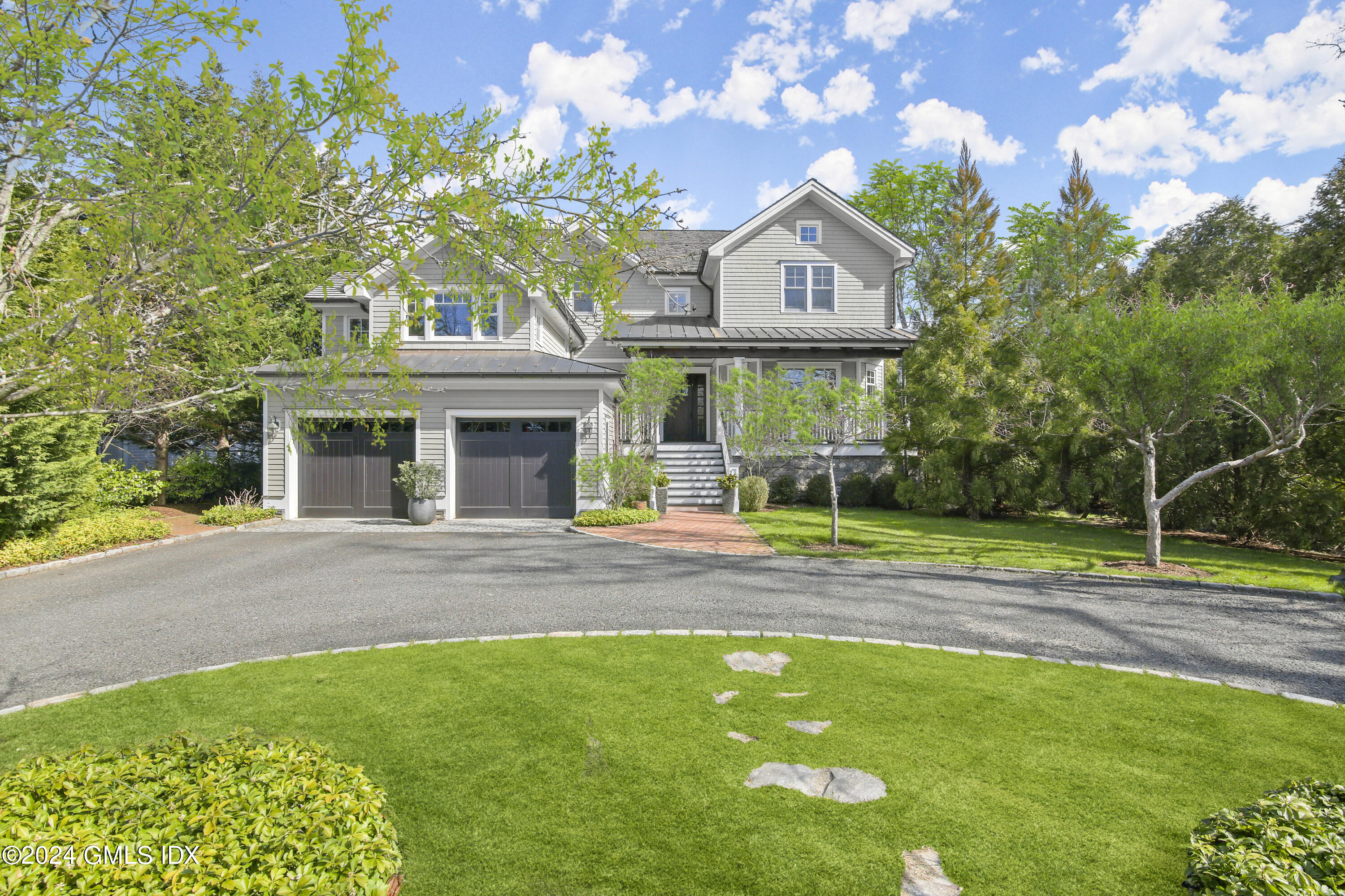10 Ledge Road Old Greenwich, CT 06870 - Photo 1 of 1 10 Ledge Road