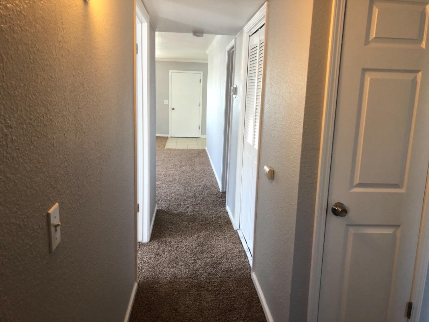 578 South 8th Street Kerman, CA 93630 - Photo 12 of 23