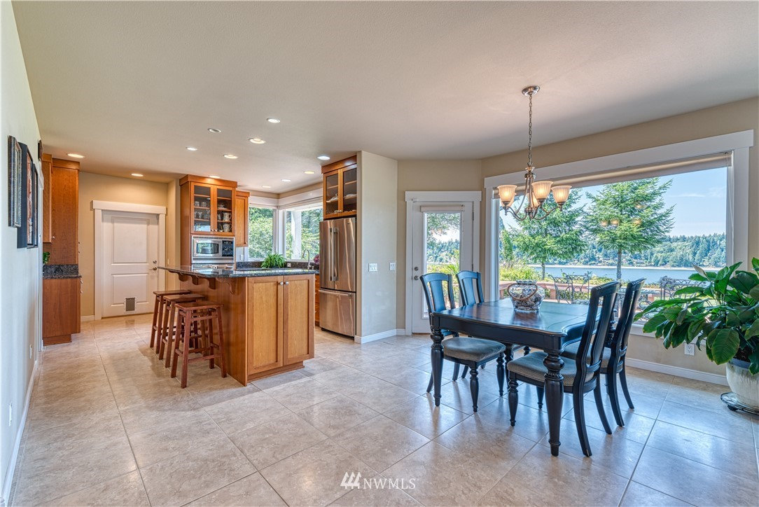 462 East Stretch Island Road South Grapeview, WA 98546 - Photo 11 of 40 Gallery Image 11