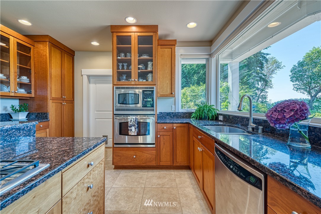 462 East Stretch Island Road South Grapeview, WA 98546 - Photo 12 of 40 Gallery Image 12