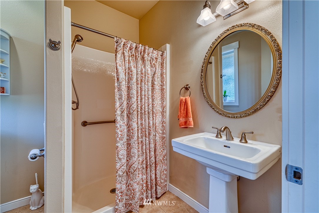 462 East Stretch Island Road South Grapeview, WA 98546 - Photo 20 of 40 Gallery Image 20
