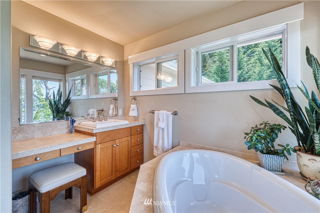 462 East Stretch Island Road South Grapeview, WA 98546 - Photo 25 of 40 Gallery Image 25