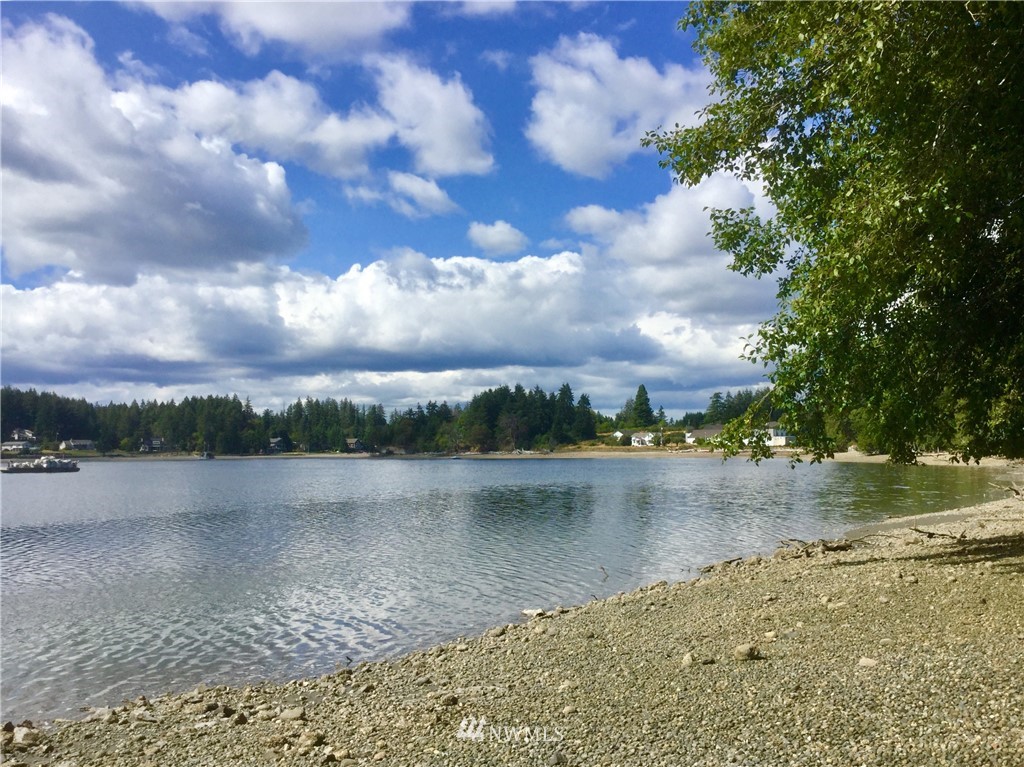 462 East Stretch Island Road South Grapeview, WA 98546 - Photo 6 of 40 Gallery Image 6