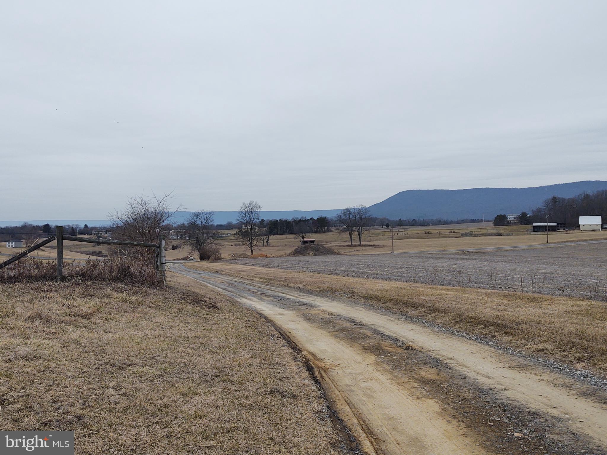 22 Mt Zion Road Carlisle, PA 17015 - Photo 2 of 37 Gallery Image 2