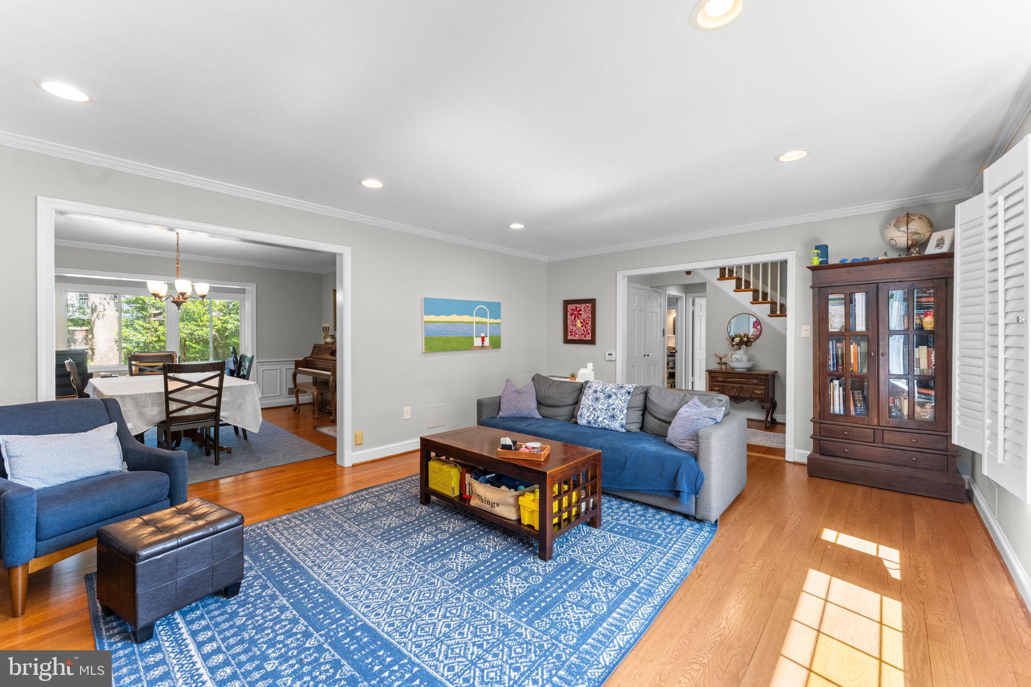 5121 Baltan Road Bethesda, MD 20816 - Photo 12 of 90 Bright and inviting living space.