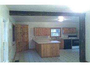 23 Swamp Road Epsom, NH 03234 - Photo 3 of 4