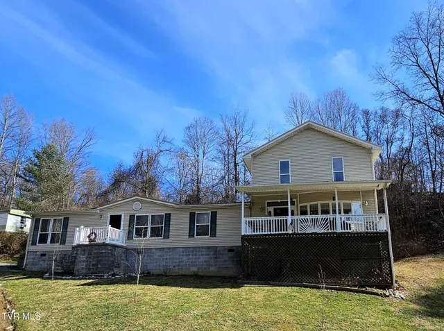 $185,000 | 108 Gross Drive, Coeburn, VA 24230