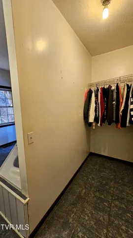 $185,000 | 108 Gross Drive, Coeburn, VA 24230