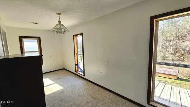 $185,000 | 108 Gross Drive, Coeburn, VA 24230