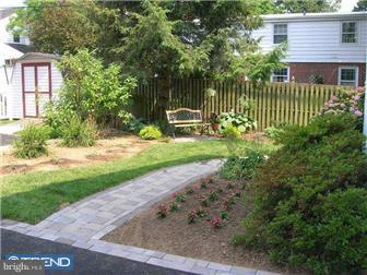 45 Server Lane Springfield, PA 19064 - Photo 2 of 12 Exterior Back