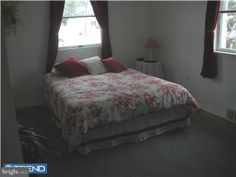 45 Server Lane Springfield, PA 19064 - Photo 10 of 12 Bedroom 3