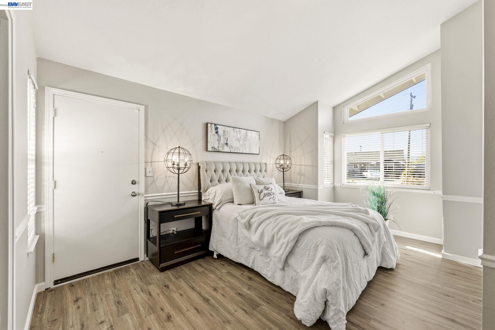 4352 Davis Way Livermore, CA 94550 - Photo 20 of 37 a bedroom with a bed and a window