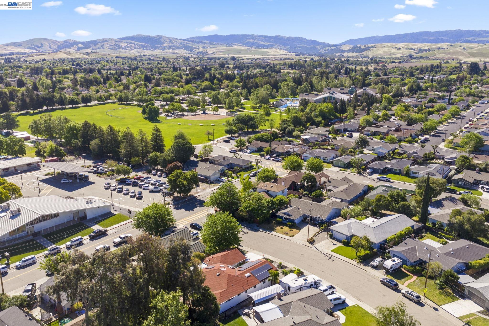 4352 Davis Way Livermore, CA 94550 - Photo 33 of 37 an aerial view of residential houses with outdoor space