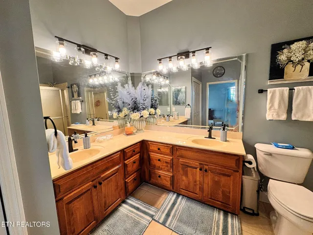 $309,900 | 535 Rarity Bay Parkway, Unit 304, Vonore, TN 37885