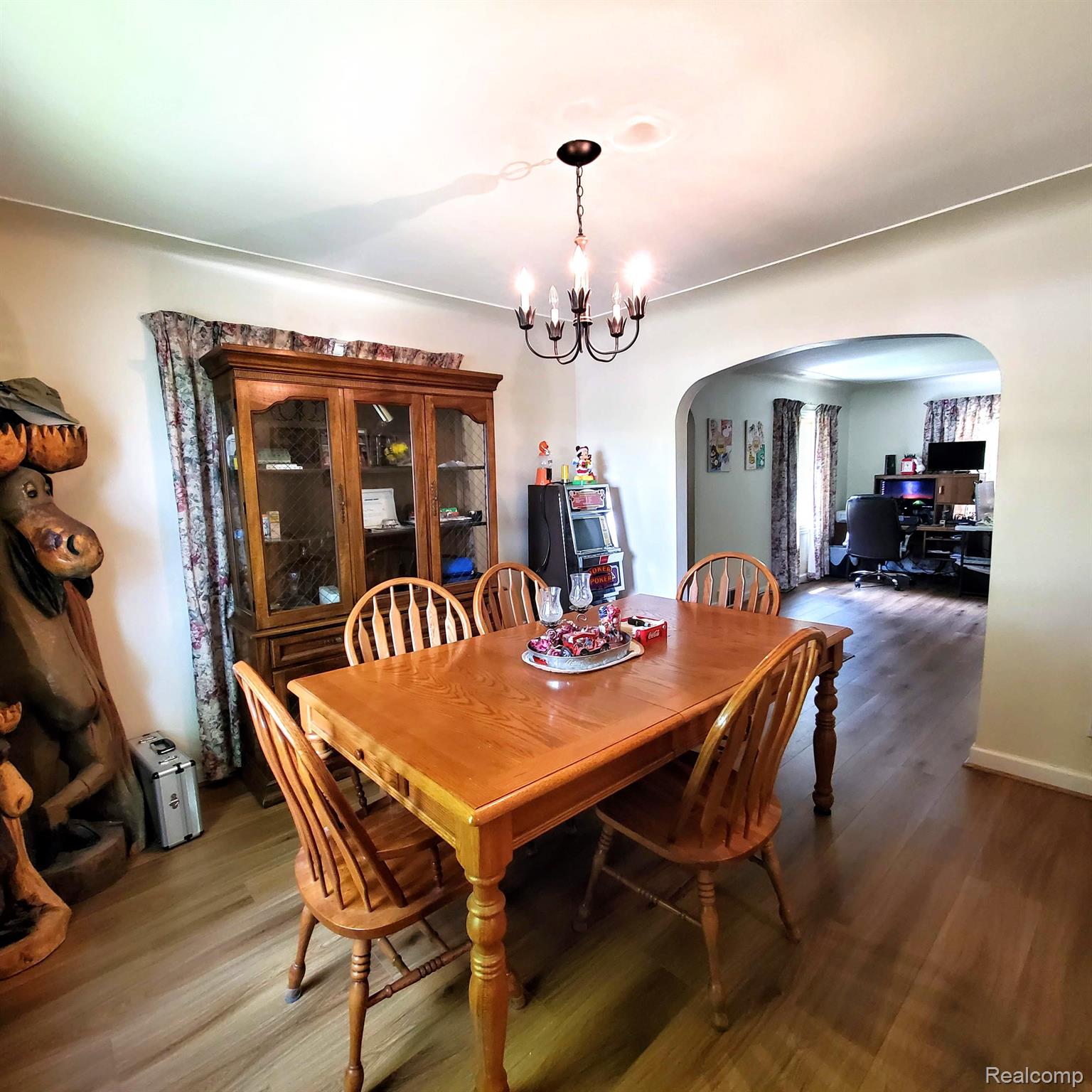 1008 Adams Road Burton, MI 48509 - Photo 14 of 41 Gallery Image 14