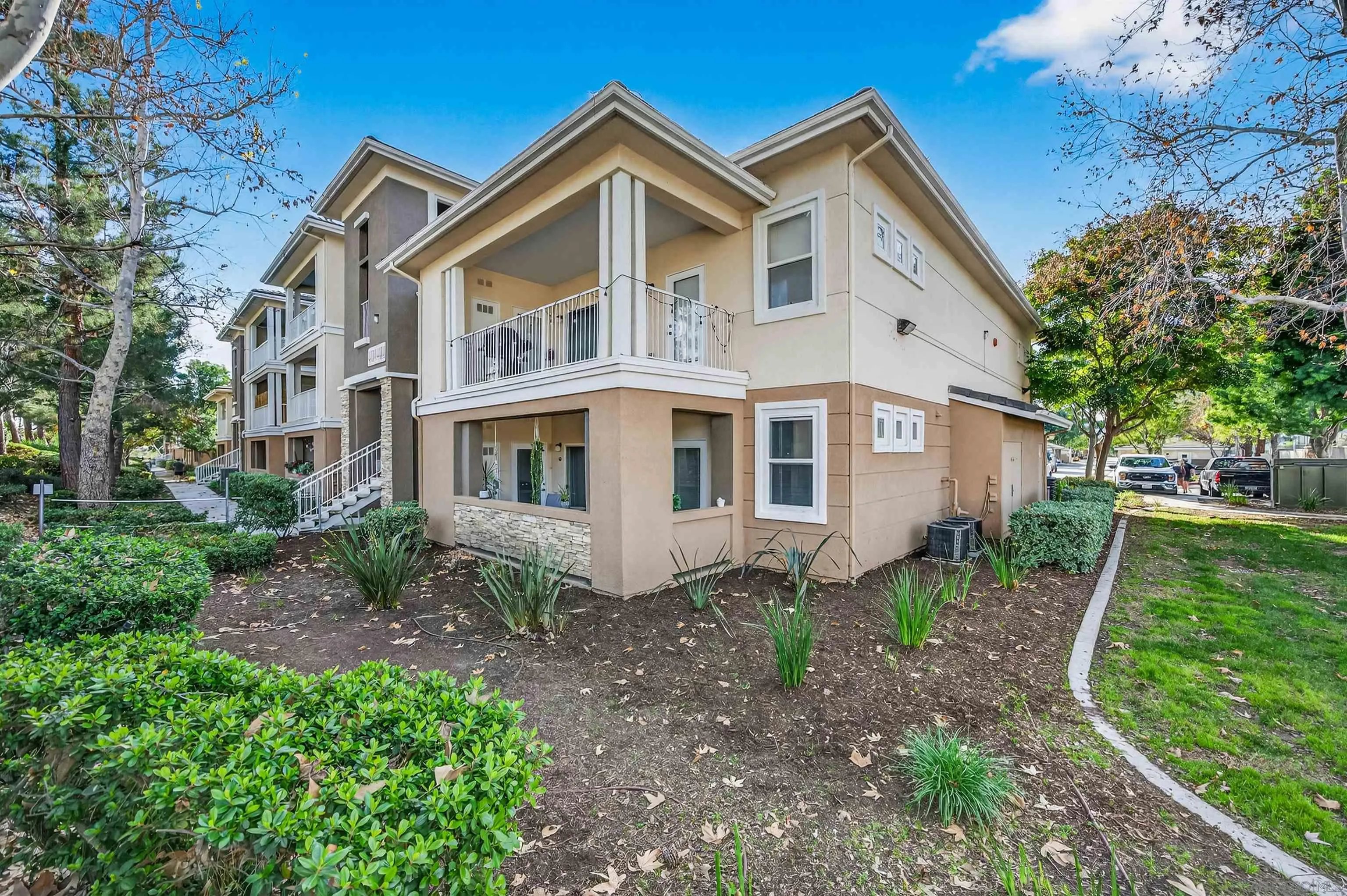 44706 Adam Lane Temecula, CA 92592 - Photo 2 of 36 a front view of a house with a yard
