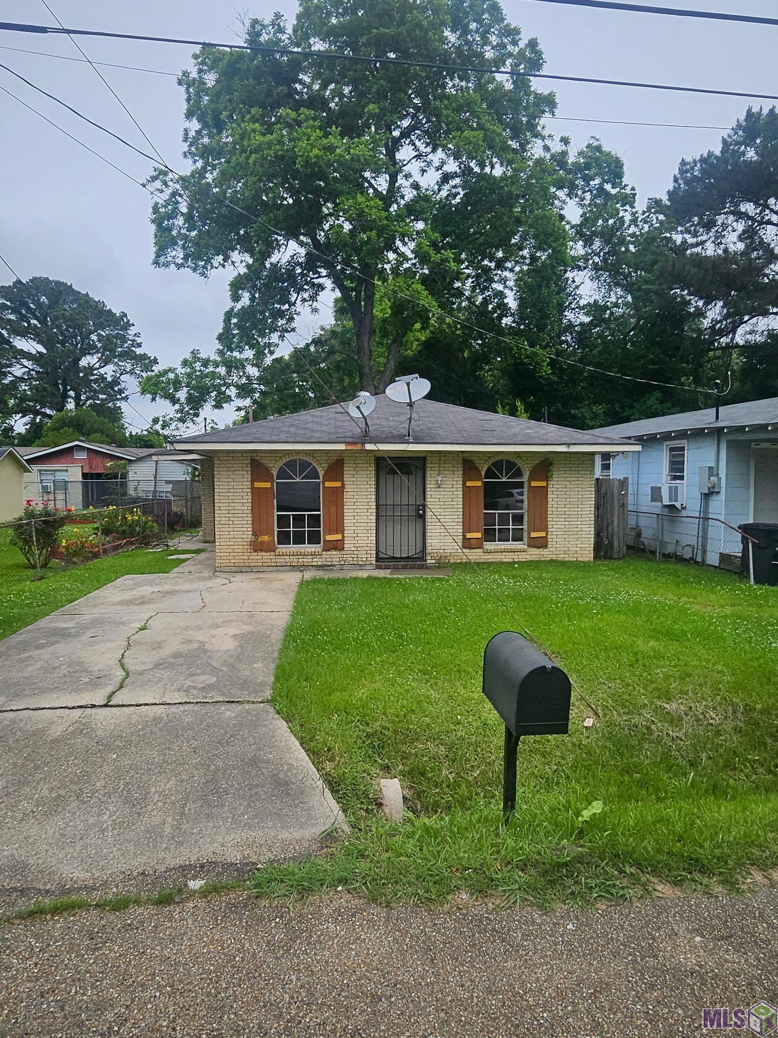 4725 Stearns Street Baton Rouge, LA 70811 - Photo 1 of 6 Gallery Image 1