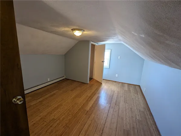 $2,400 | 61 Utton Avenue, Unit 2, Pawtucket, RI 02860