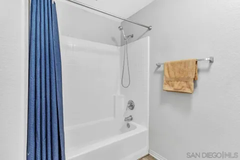 $355,000 | 24909 Madison Avenue, Unit 3513, Murrieta, CA 92562