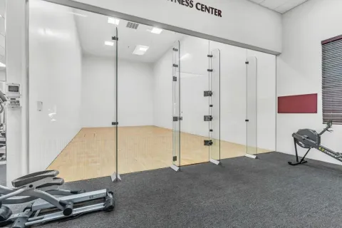 $355,000 | 24909 Madison Avenue, Unit 3513, Murrieta, CA 92562