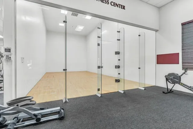 $355,000 | 24909 Madison Avenue, Unit 3513, Murrieta, CA 92562